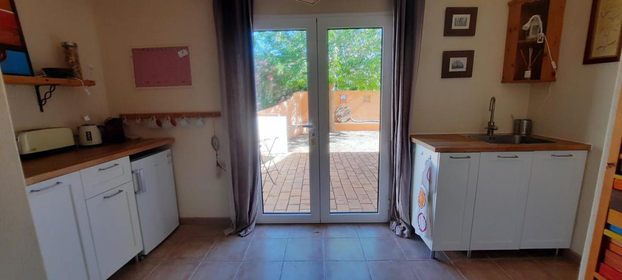 Rural Peace In The Algarve - Private Room With Kitchenette And Bathroom Aldeia dos Matos Екстер'єр фото